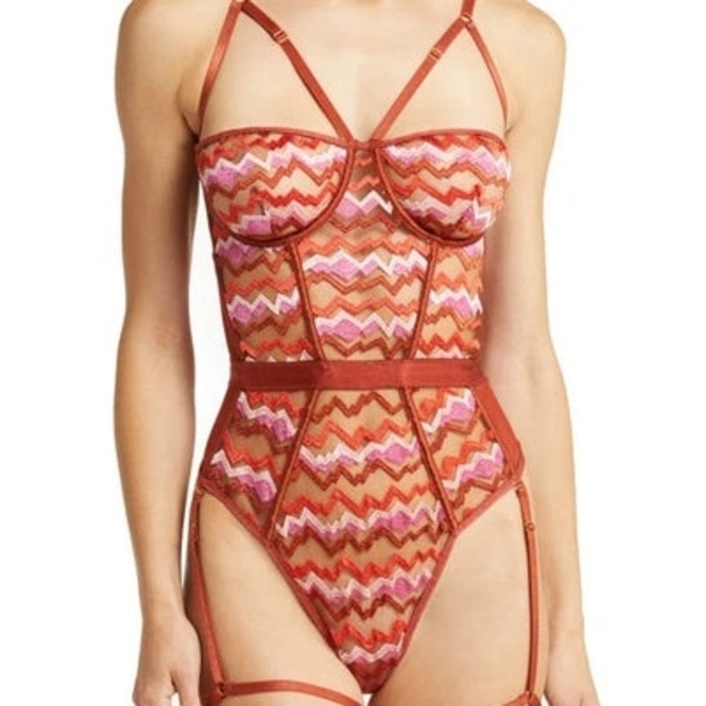 Kilo Brava Peaks & Valley Women's Bodysuit-Size Small-New